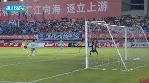 吉鲁续约里尔至2027年，继续为球队奋斗